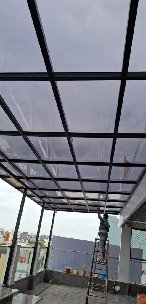 Polycarbonate roofing and skylight sheet