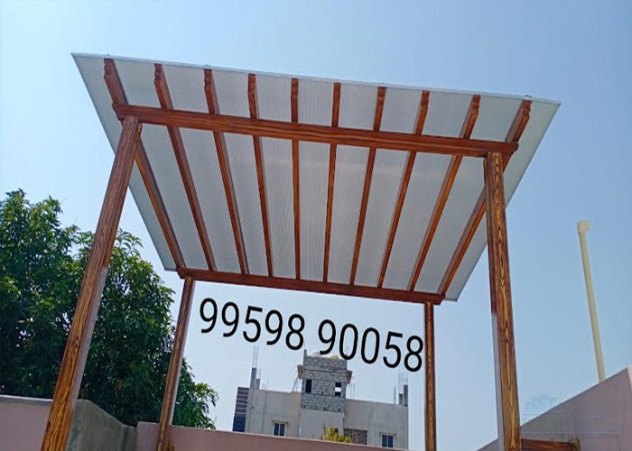 Polycarbonate pergola covering