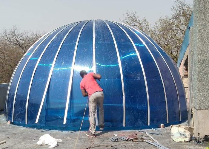 Polycarbonate roofing and skylight sheet