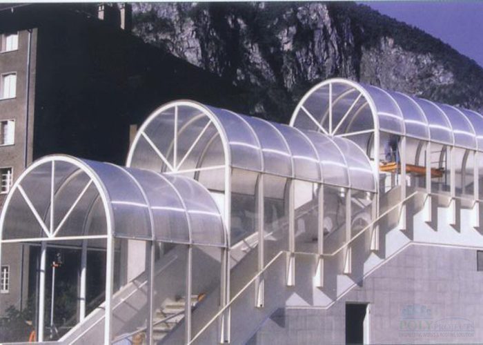 Polycarbonate roofing and skylight sheet